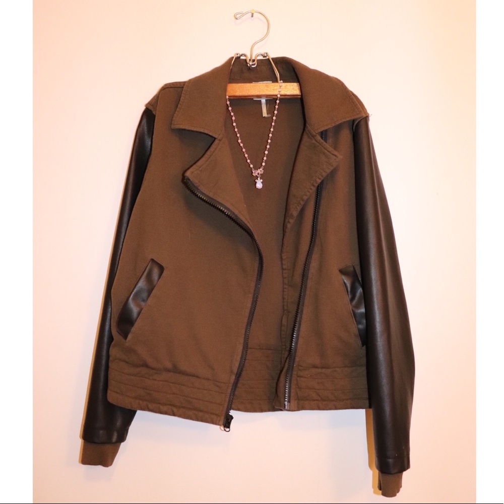 bobi Moto Jacket with leather sleeves 🖤